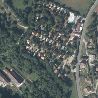 Luftbild von Camping des Mérilles