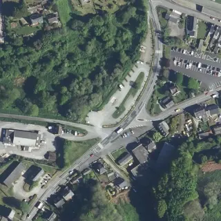Luftbild von Rostrenen Aire Communale