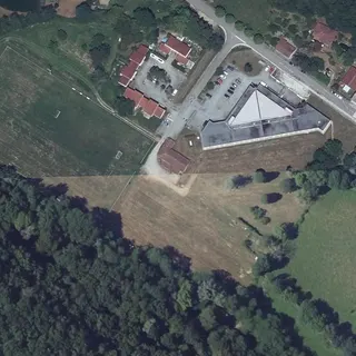 Flyfoto av Aire de services camping-cars de Sainte-Croix-Volvestre