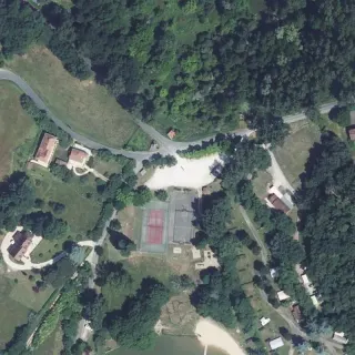 Vue aérienne de Aire de Camping-car Cazals