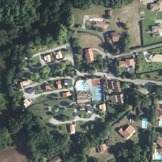 Vue aérienne de camping les platanes