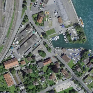 Luftbild von Seestrasse beim Lachenkanal, Thun