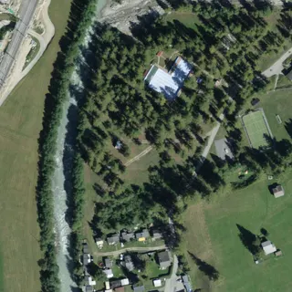 Luftbild von Wald-stellplatz Rhodania