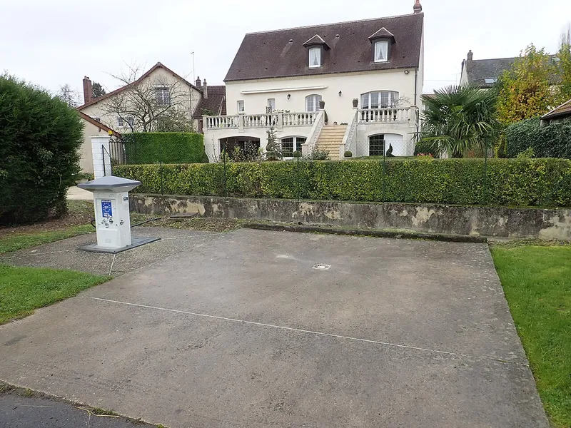 Aire De Service D'Esternay